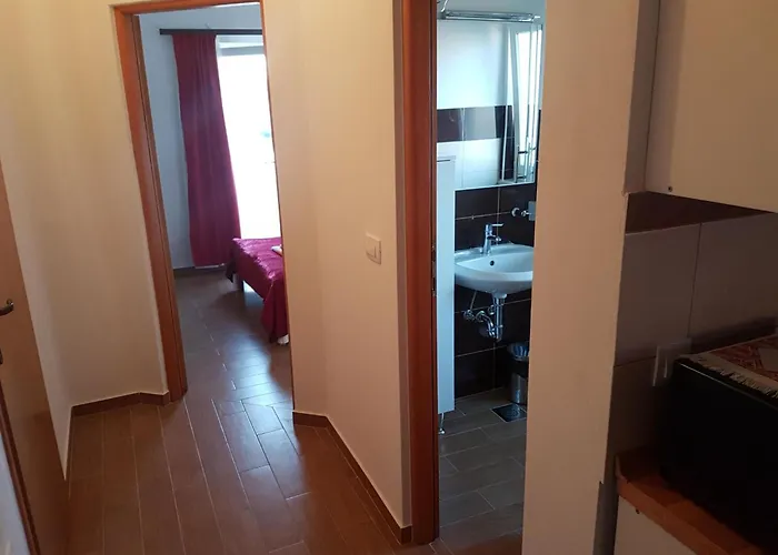 Daire Attraktiver Standort By Interhome *